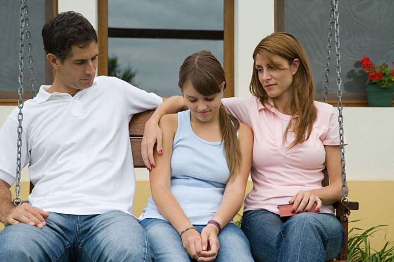 عوامل خانوادگی مرتبط با رضایت از زندگی دختران نوجوان